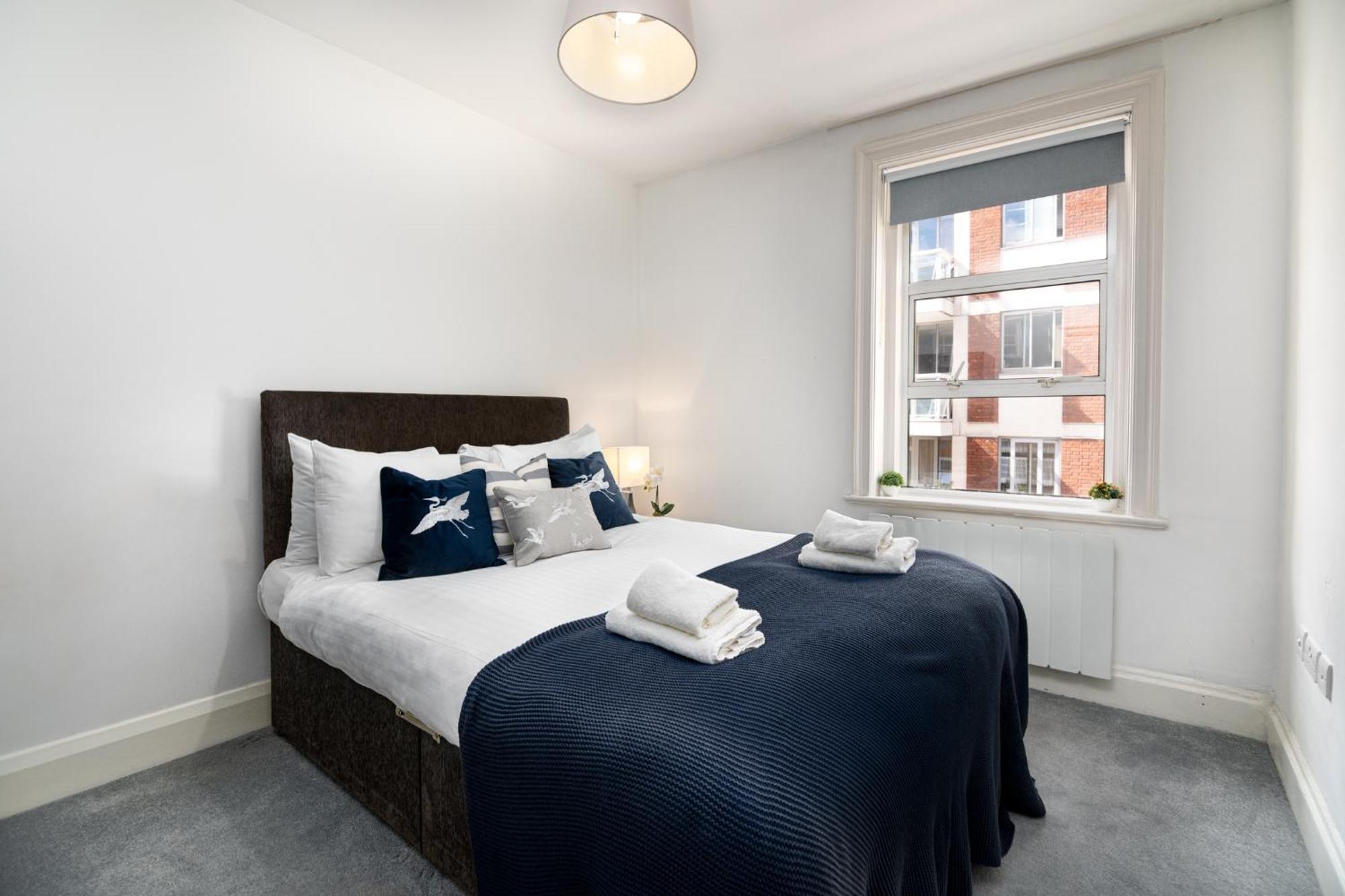 Selfridges Parkside Haven - 2 Bedroom Apartment London Exterior photo